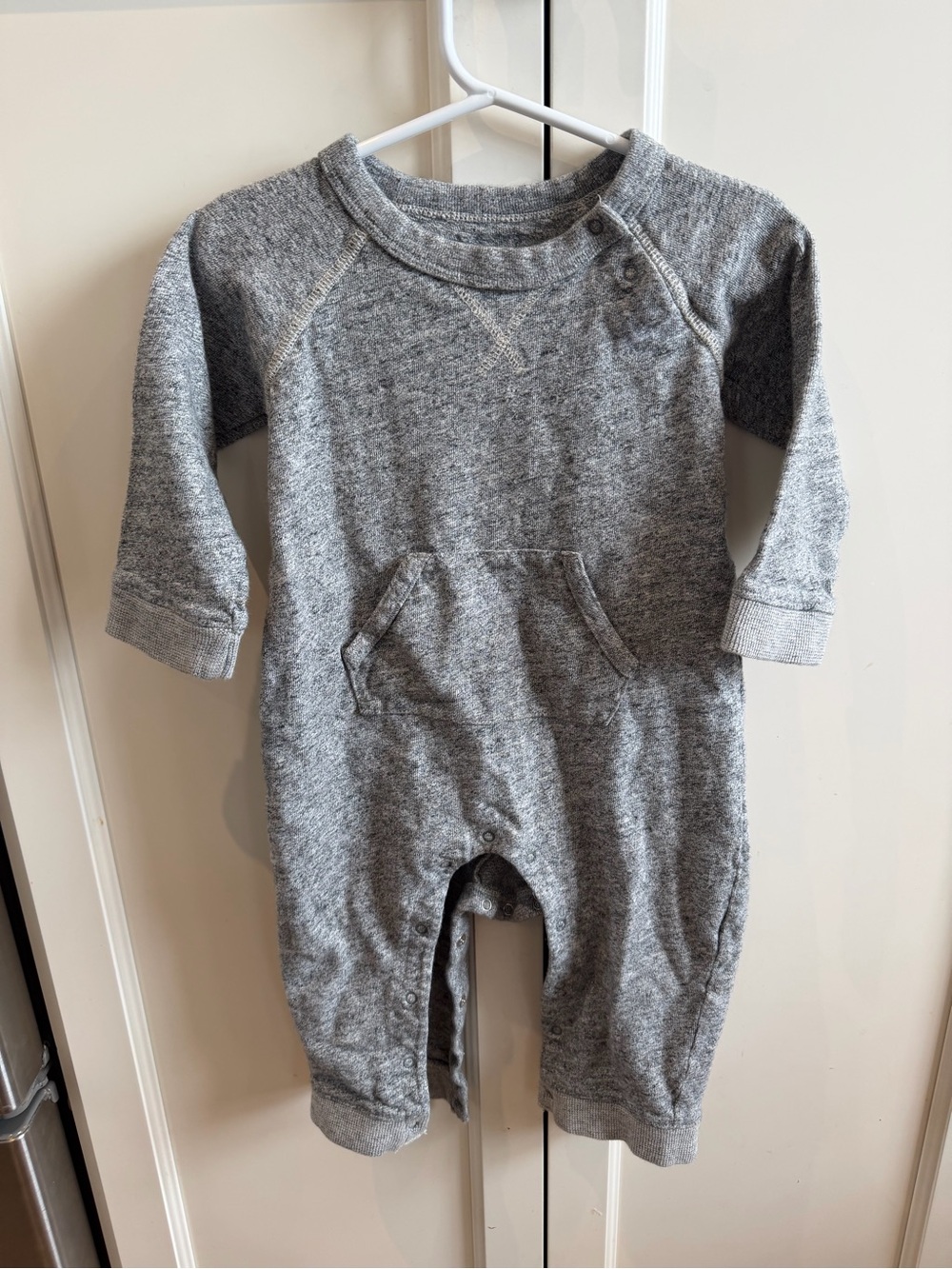 Gap 18-24m long Sleeve Baby One-Piece romper